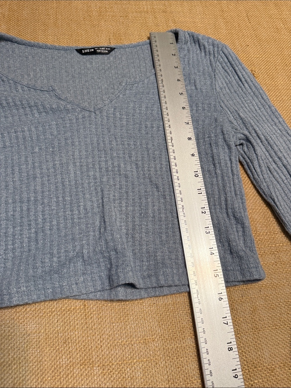 Blue Ribbed V-Neck Long Sleeve Crop Top - Picture 3 of 5